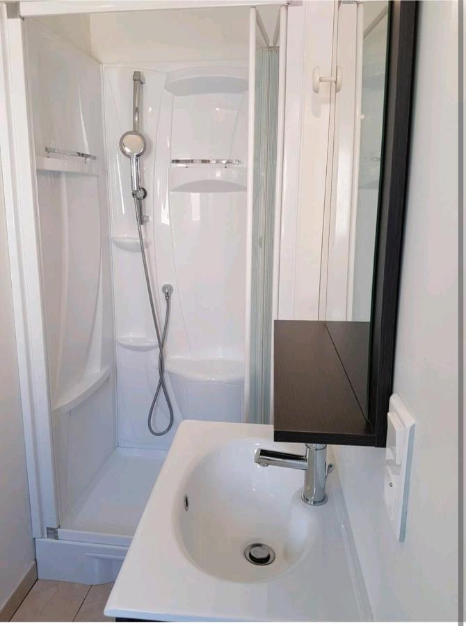 Les Chambres Touristique Julea Dienville Екстер'єр фото